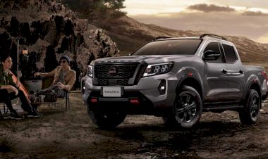 Nissan Navara 2021 đã có mặt tại các đại lý thách đấu Ford Ranger