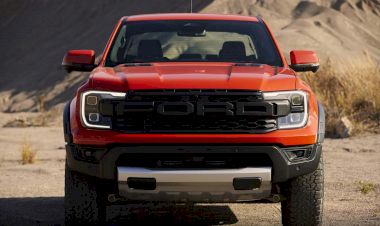 Ford Ranger Raptor 2023 thế hệ mới ra mắt: Siêu bán tải cho người chịu chơi