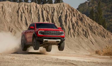 Ford Ranger Raptor 2023 hoàn toàn mới: Đẹp hơn, off-road 'đỉnh' cao