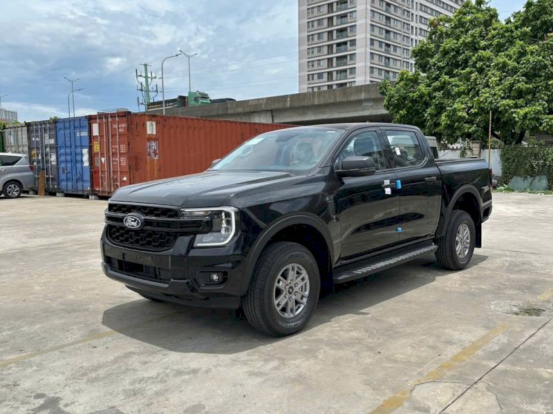 Ford Ranger XLS AT 2026 Thế Hệ Mới: Nâng Cấp Toàn Diện, Giữ Nguyên Giá Niêm Yết